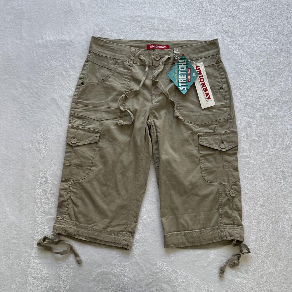 UNIONBAY Beige Cargo Capri Pants Juniors Size 3